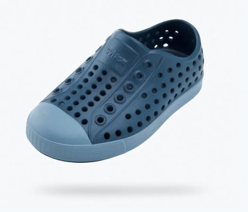 Native Jefferson Shoes in Challenger Blue : Size C2 to J6