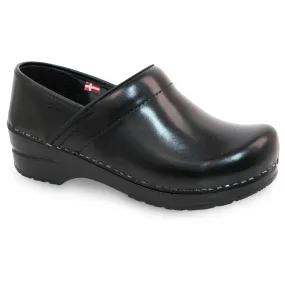 Sanita Pro. Cabrio Women's Medical Clog