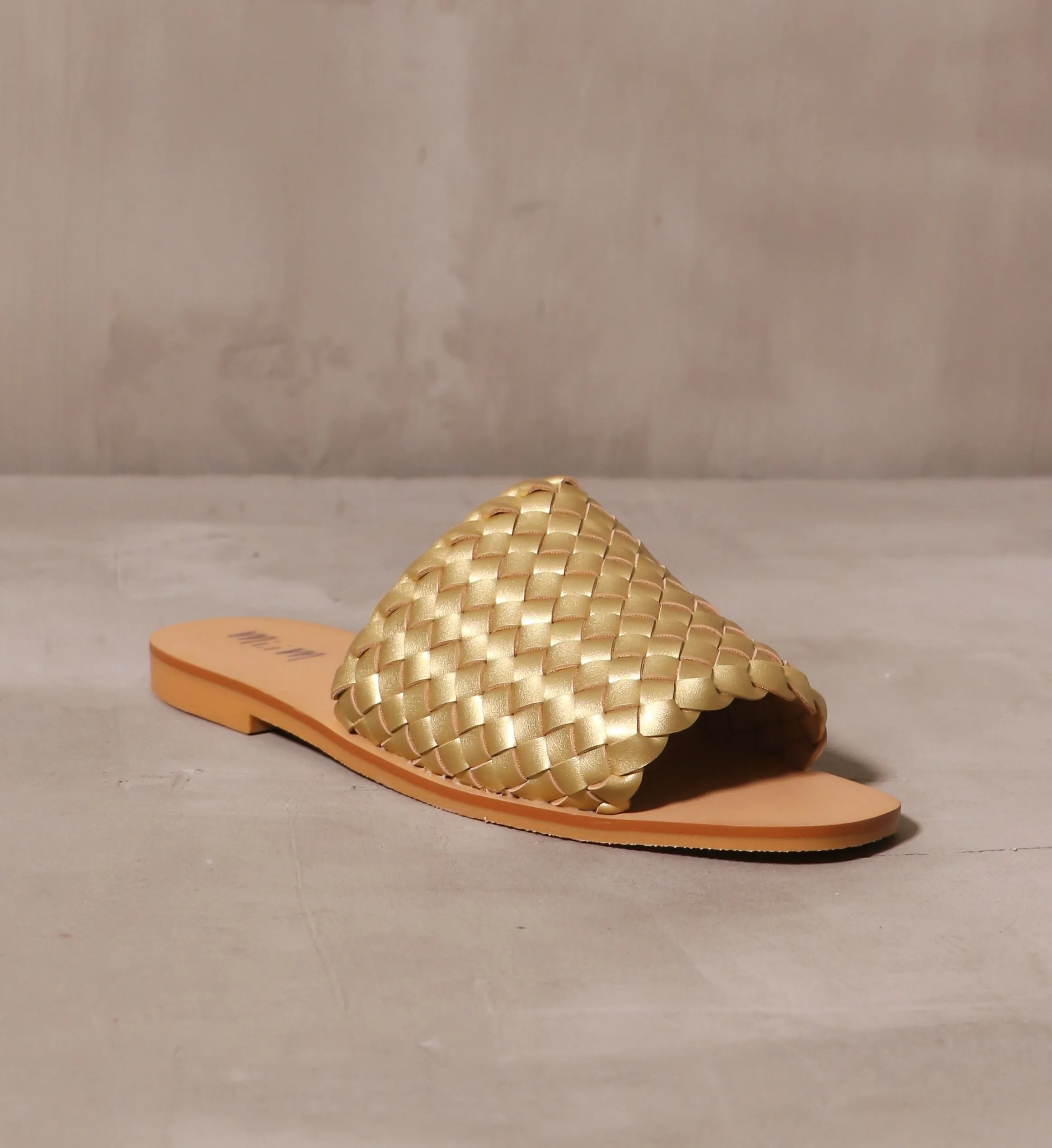 THE WOVEN ONE SLIDE