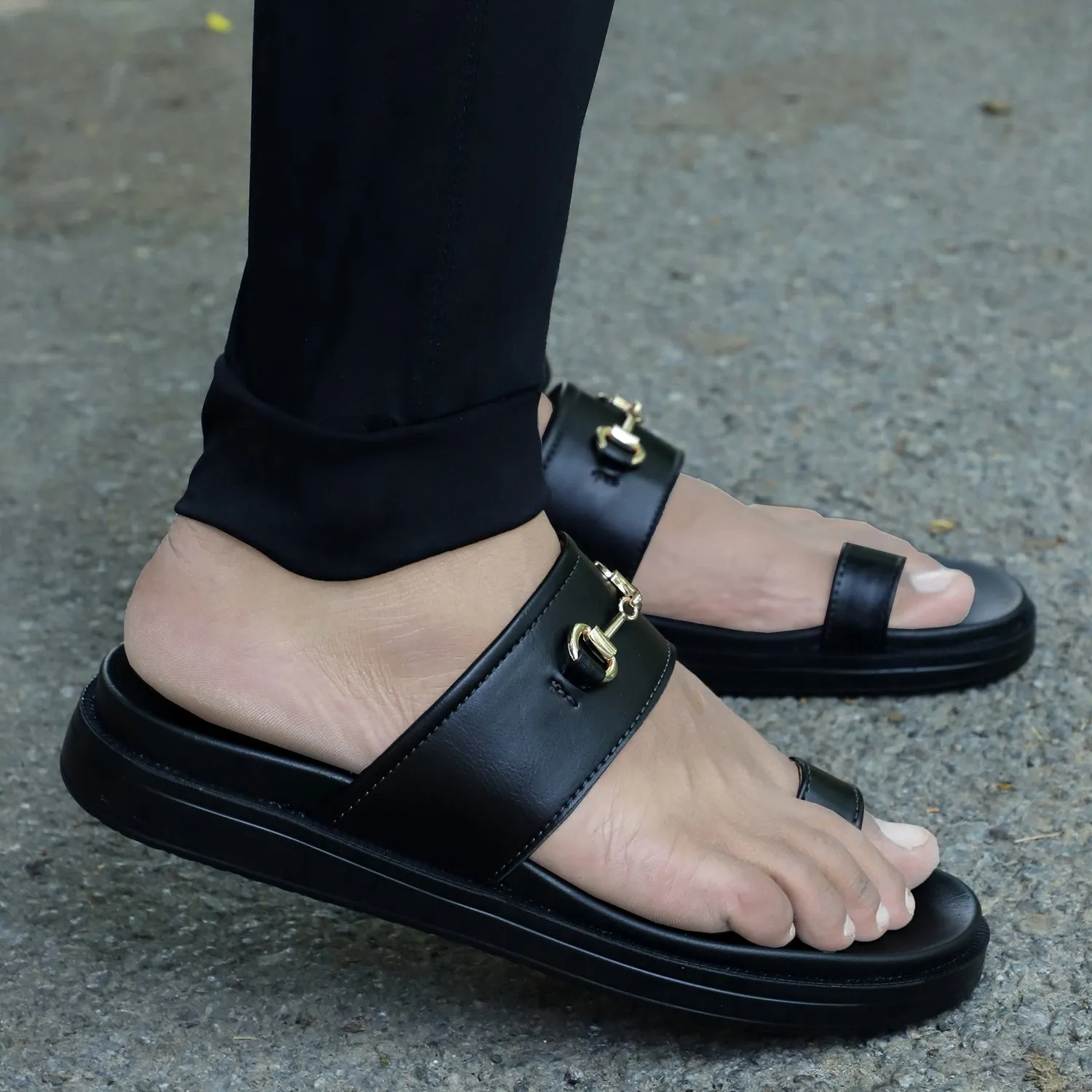 Walk With Pride Light Weight Padded Ethnic / Casual / Party Slippers